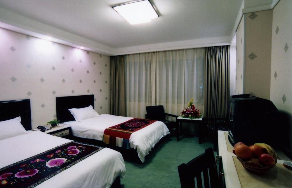 Chuxiong Mansion Yi Ren Hotel- Kunming Dış mekan fotoğraf